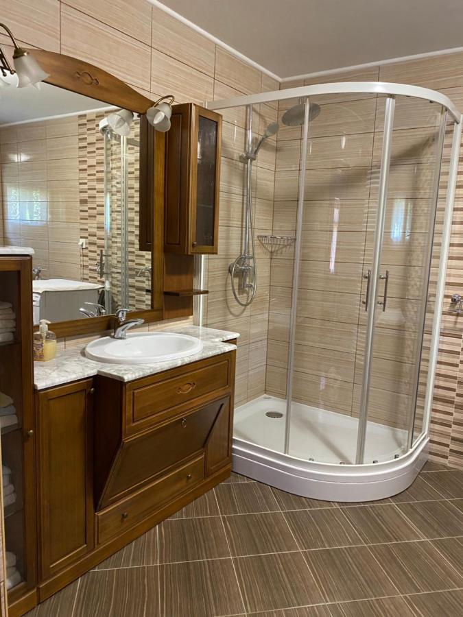 Ruralna Kuca 'Villa Zagorka' Za Odmor Sa Bazenom I Bocalistem Donja Pacetina Exteriör bild