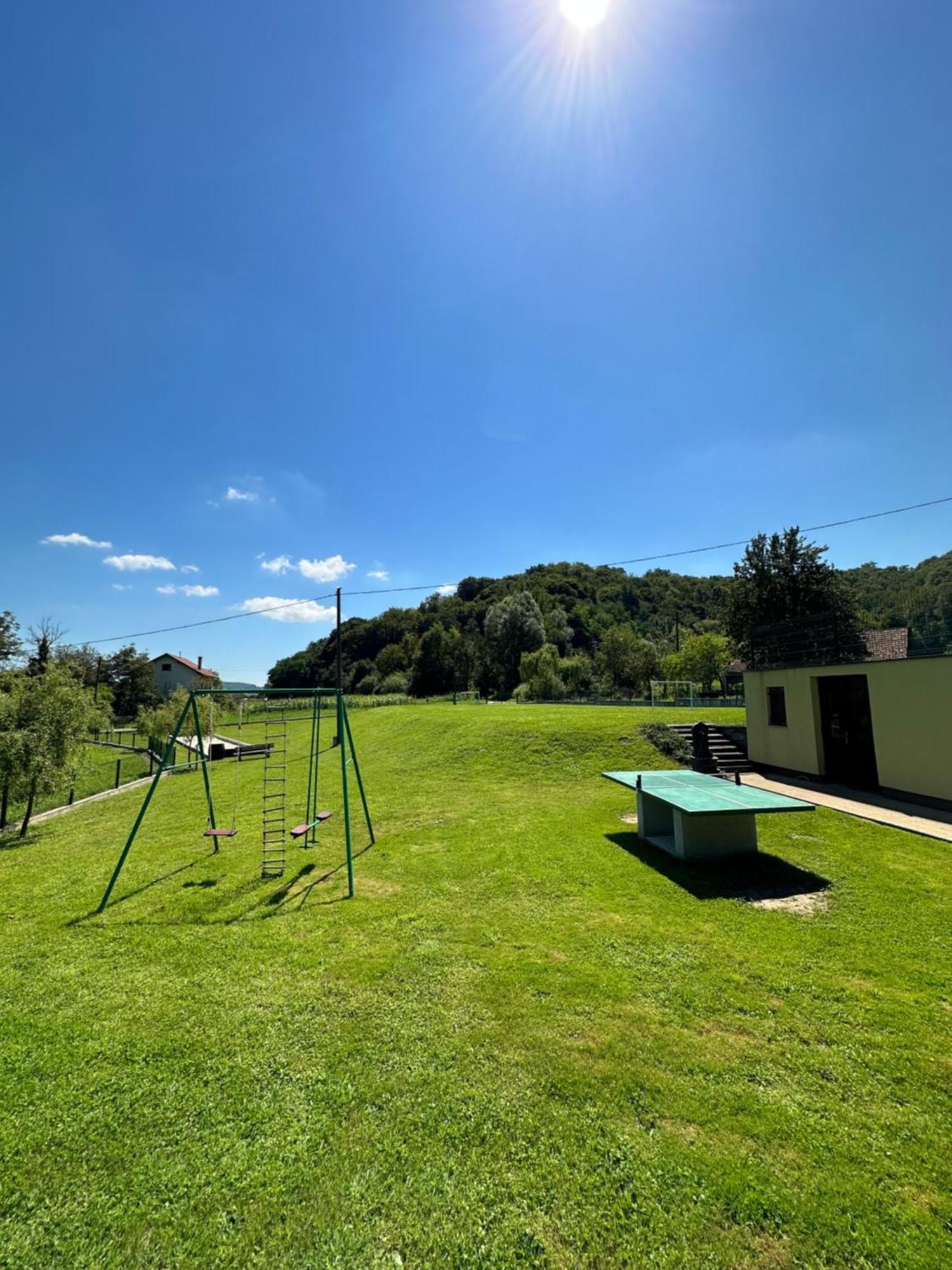 Ruralna Kuca 'Villa Zagorka' Za Odmor Sa Bazenom I Bocalistem Donja Pacetina Exteriör bild